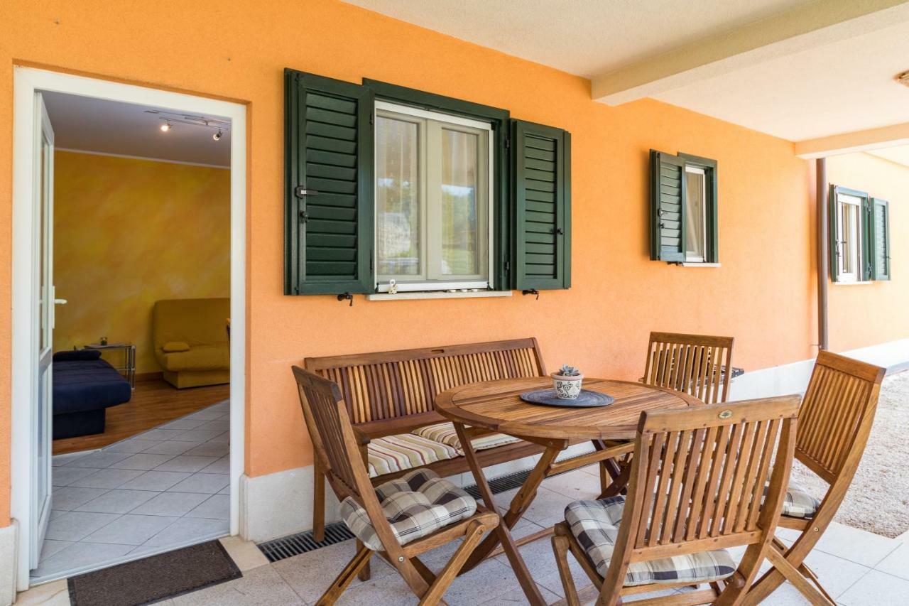 Guesthouse Casa Barbaro روفينجسكو سيلو المظهر الخارجي الصورة
